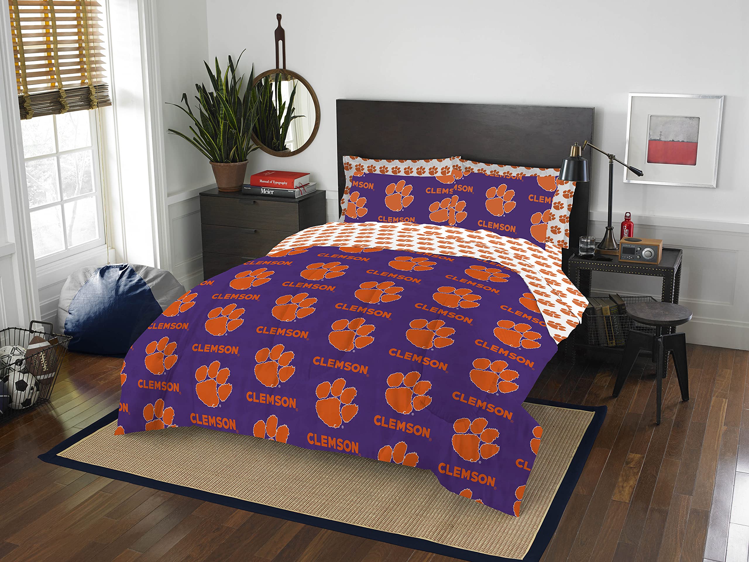 Northwest NCAA Unisex Adult 7-Piece Bed in a Bag Set - College Dorm Bedding, Comforters, Sheets & Pillowcases - Perfect for Dorm Rooms, Guest Rooms & Teen Bedrooms