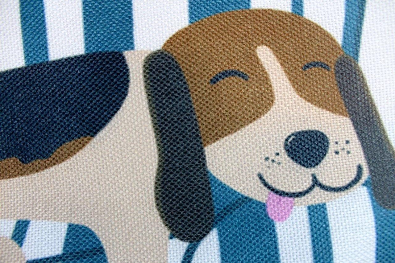 Custom Beagle Dog Pillow Cover - Personalized Home Decor for Dog Lovers - Perfect Gift for Dog Moms & Pet Owners - Cozy Living Room & Bedroom Accent Pillow