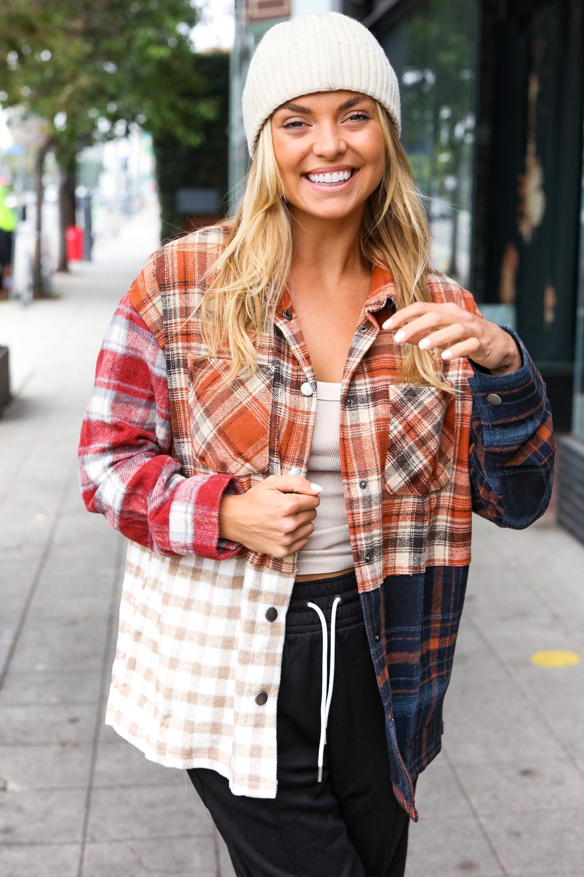 Stylish Multicolor Plaid Snap Button Shacket for Women - Trendy Fall & Winter Layering Piece for Casual Outfits and Outdoor Activities