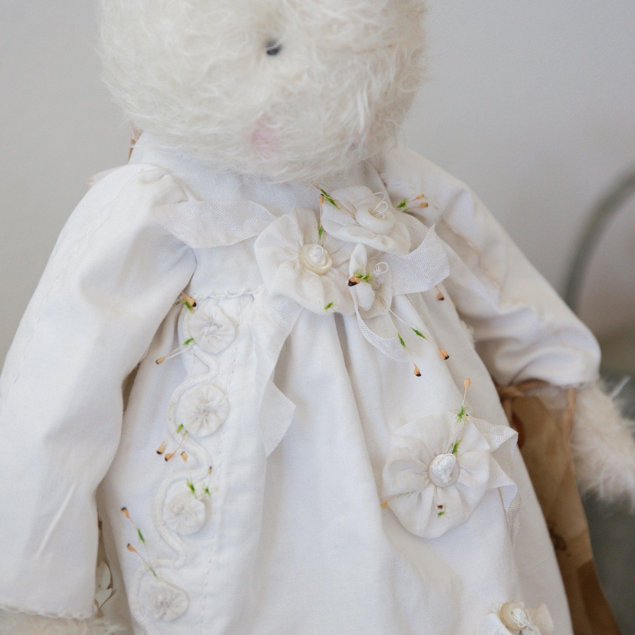 Hutch Studio Elegant Ellie Eyelet Bunny - Soft Mohair Plush Toy for Kids, Perfect for Nursery Decor, Baby Shower Gifts & Cuddly Companions