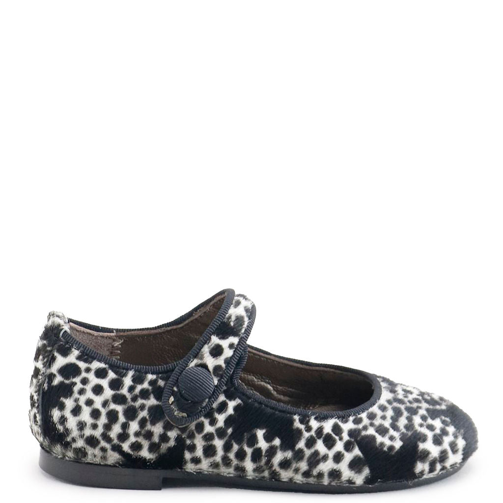 Papanatas Pony Hair Star Mary Jane Shoes for Girls - Stylish & Comfortable Toddler Dress Shoes for Weddings, Parties & Special Occasions