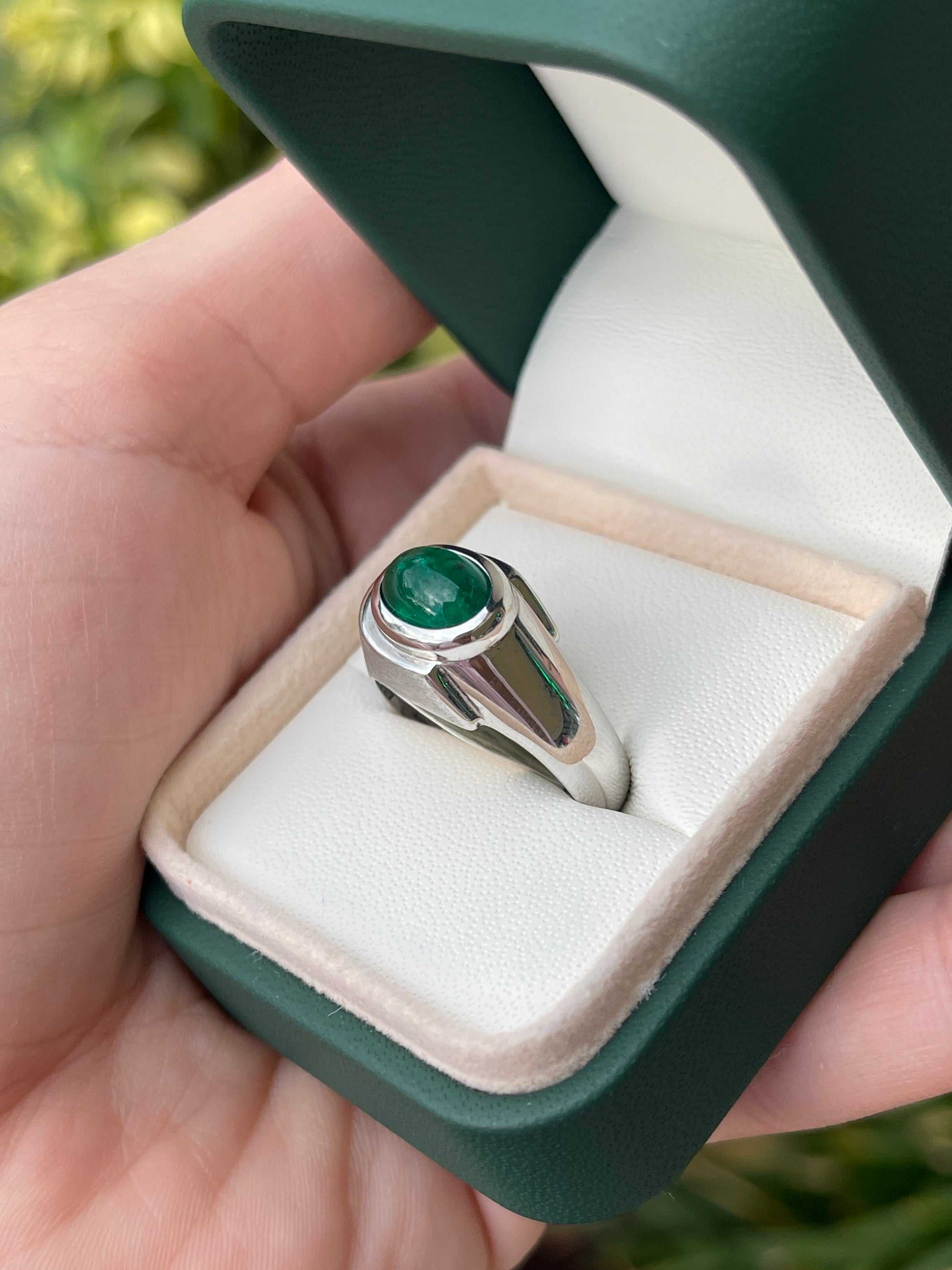 1.70 Carat Dark Green Emerald Cabochon Men's Ring in 14K Gold - Elegant Jewelry Gift for Him, Perfect for Weddings, Anniversaries & Special Occasions