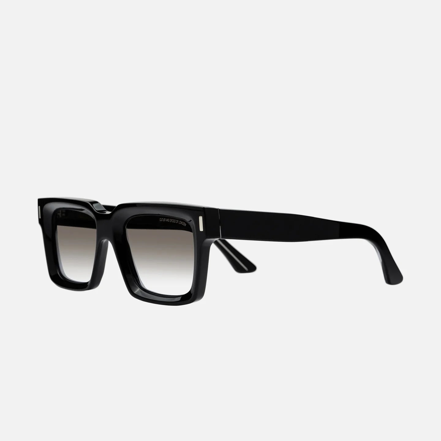 Cutler and Gross 1386 01 Black Sunglasses - Classic Aviator Style for Men & Women - Perfect for Driving, Travel & Outdoor Activities