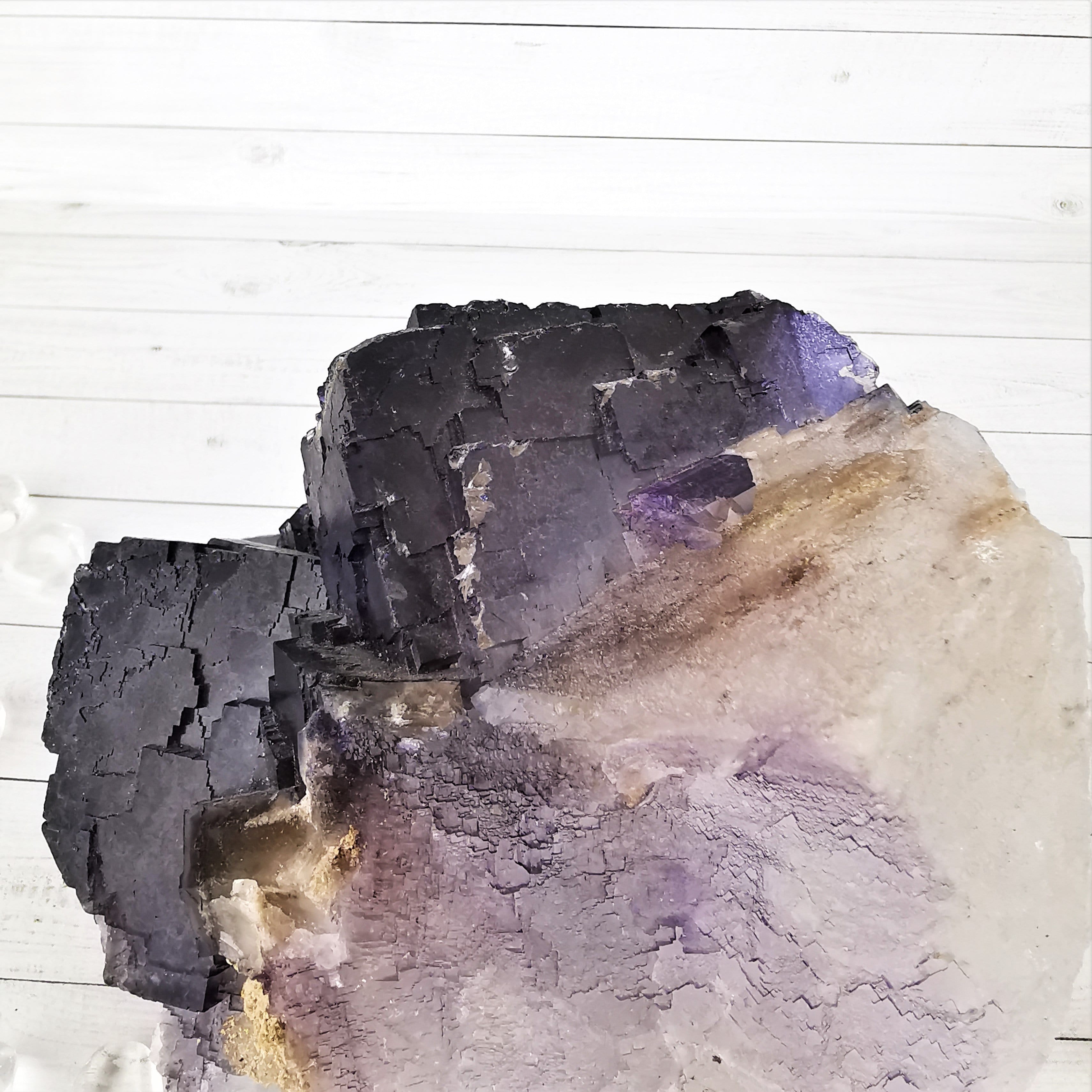 Natural Dark Purple Fluorite Crystal Specimen - Raw Fluorite Stone for Healing, Meditation & Energy Work - Perfect for Home Decor, Jewelry Making & Spiritual Gifts