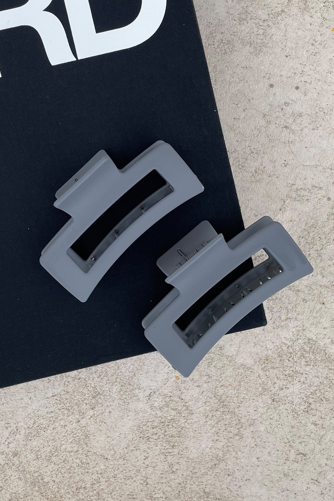 Mika Hair Claw Clip - Grey | Strong Hold Hair Clips for Women | Perfect for Ponytails, Buns & Everyday Hairstyles