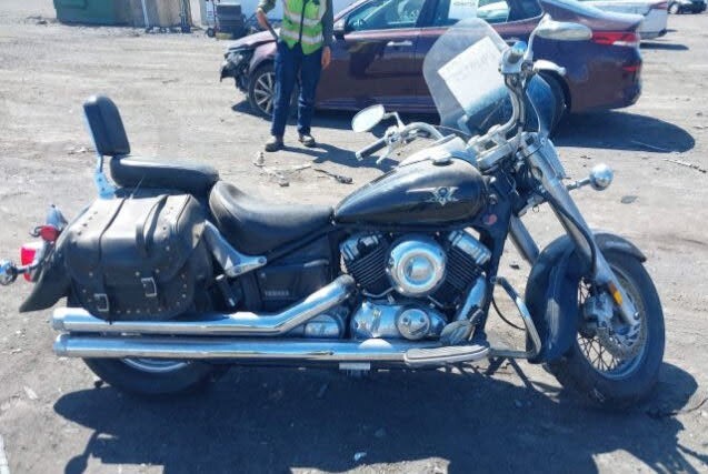 Yamaha V Star 650 XVS650 Classic OEM Front & Rear Seat - Perfect for Motorcycle Replacement & Customization | Ideal for Cruiser Riders & Restoration Projects