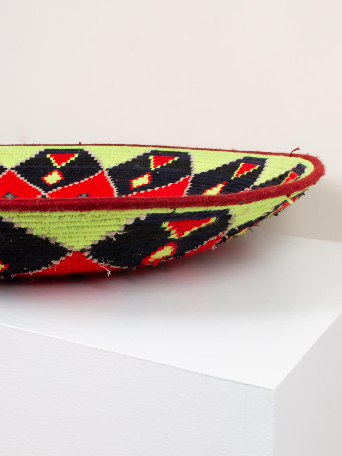 Handmade Moroccan Wool Tray - Decorative Serving Plate No.121 for Home Decor, Dining & Gift Giving - Perfect for Parties, Weddings & Boho Chic Style