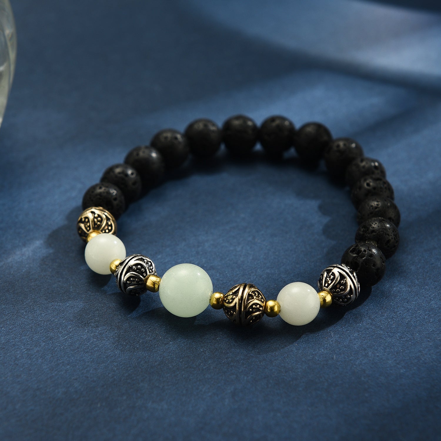 Elegant Luminous Beaded Bracelet for Women - Fashion Jewelry Gift for Her - Perfect for Evening Parties, Date Nights & Special Occasions