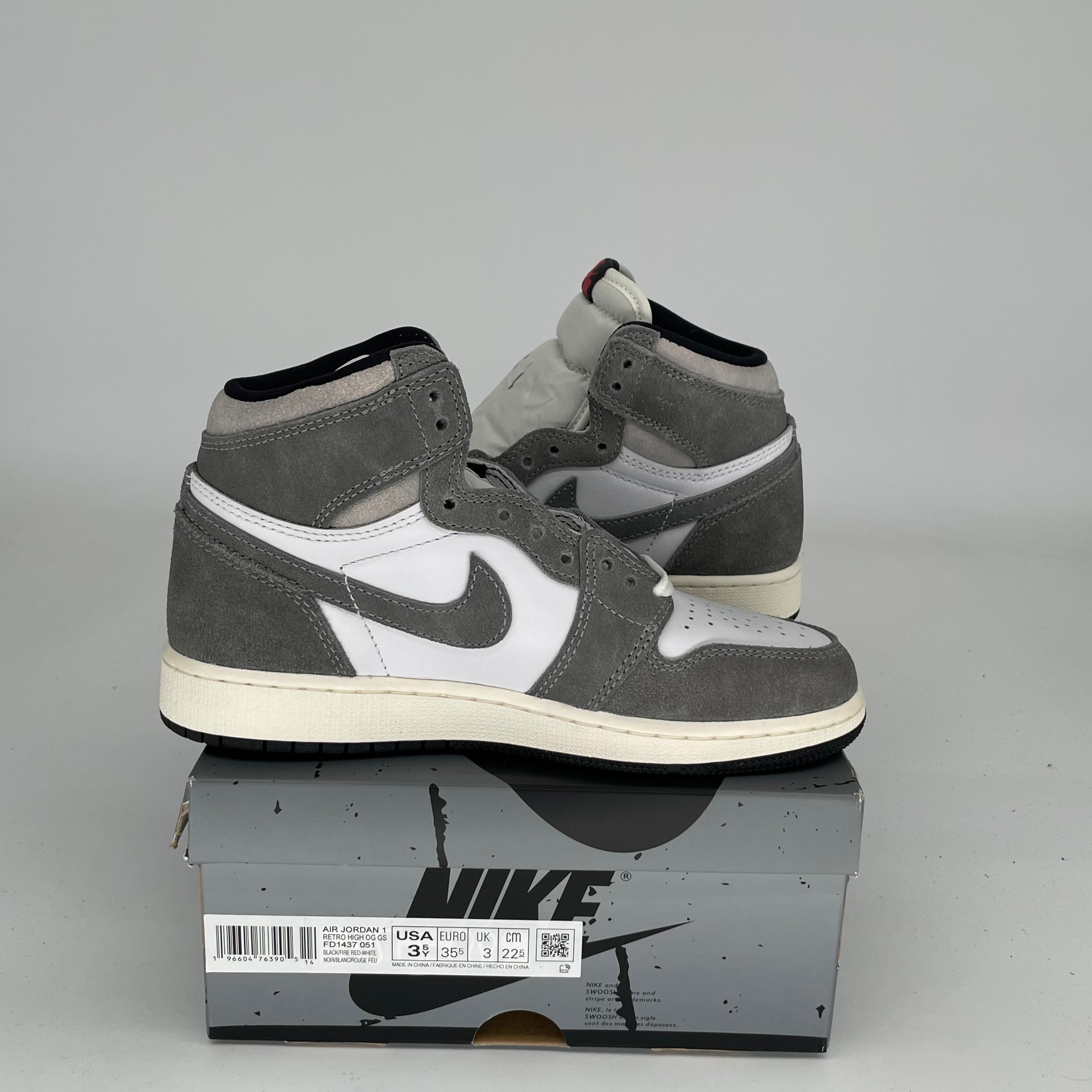 AIR JORDAN 1 WASHED BLACK Sneakers - Size 3.5Y (FD1437-051) - Retro Basketball Shoes for Men & Women - Perfect for Casual Wear, Street Style & Sneaker Collection
