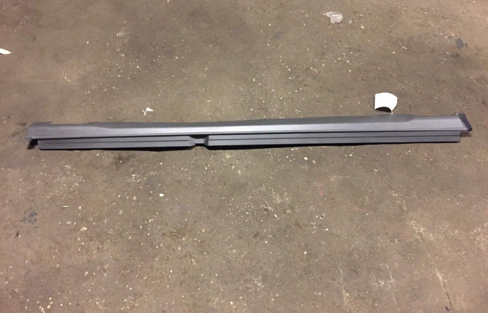 Original Acura MDX Left Driver Side Rocker Panel Skirt Molding OEM Replacement Part 01-06 - Perfect for Body Repair & Vehicle Restoration