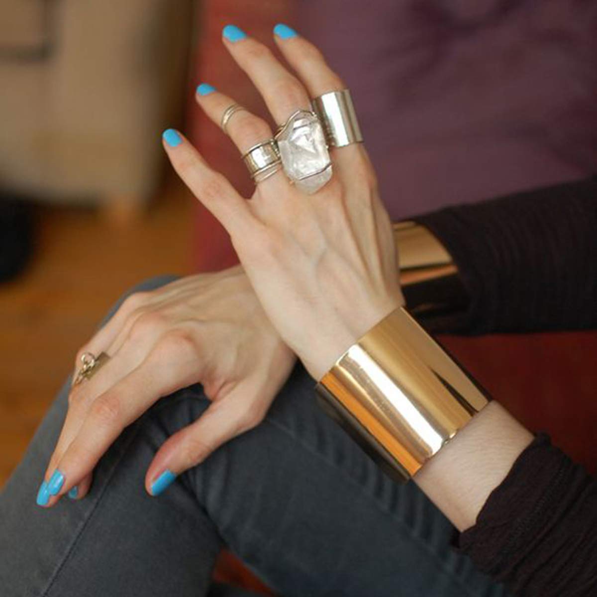 RIOSO 4 Pcs Gold Wire Cuff Bangle Bracelets for Women - Open Wide Wrap Wrist Cuff Bracelet Set - Perfect for Parties, Weddings & Everyday Fashion Accessories
