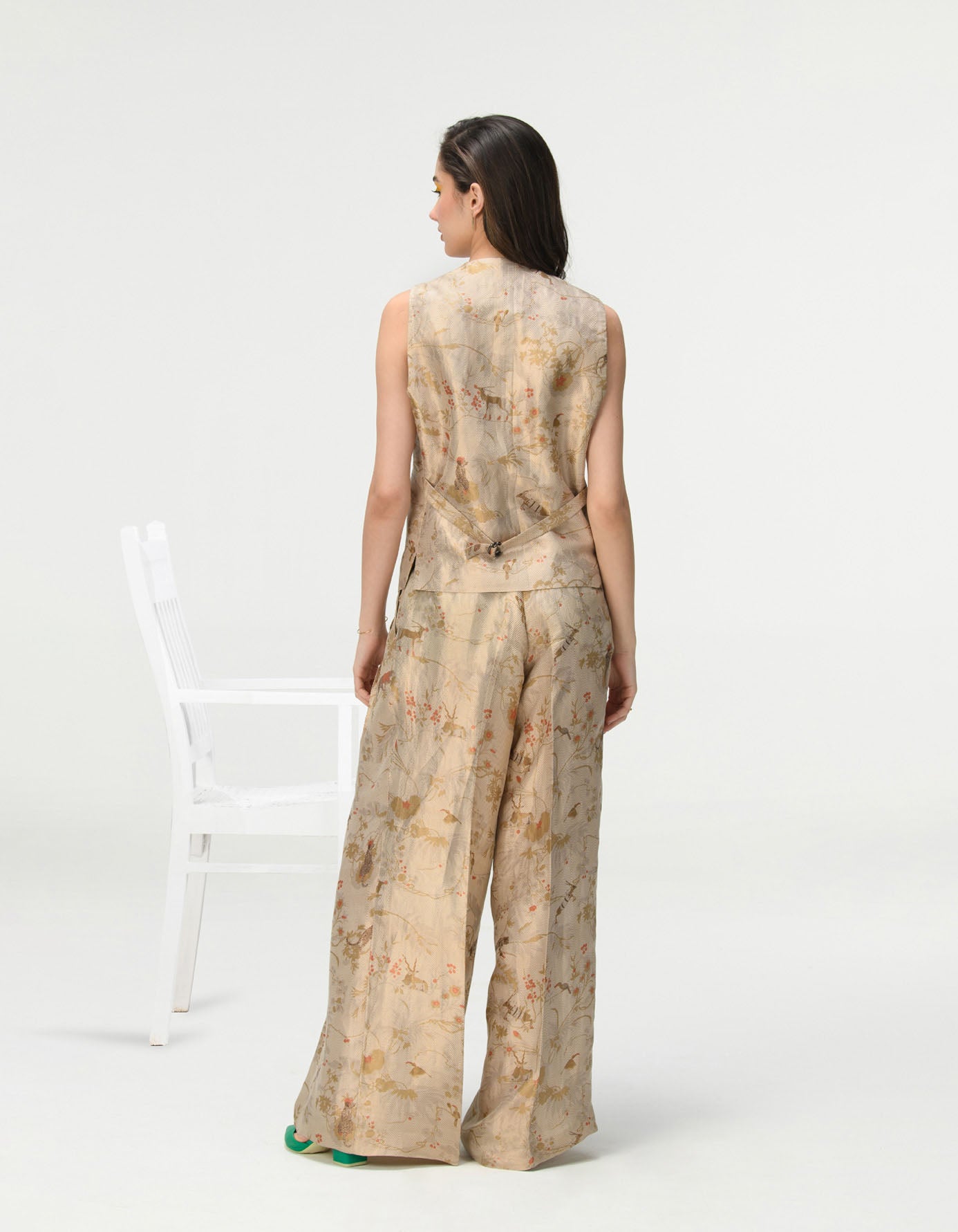 Elegant Ivory Silk Brocade Vest Coat for Women - Perfect for Weddings, Parties & Formal Occasions