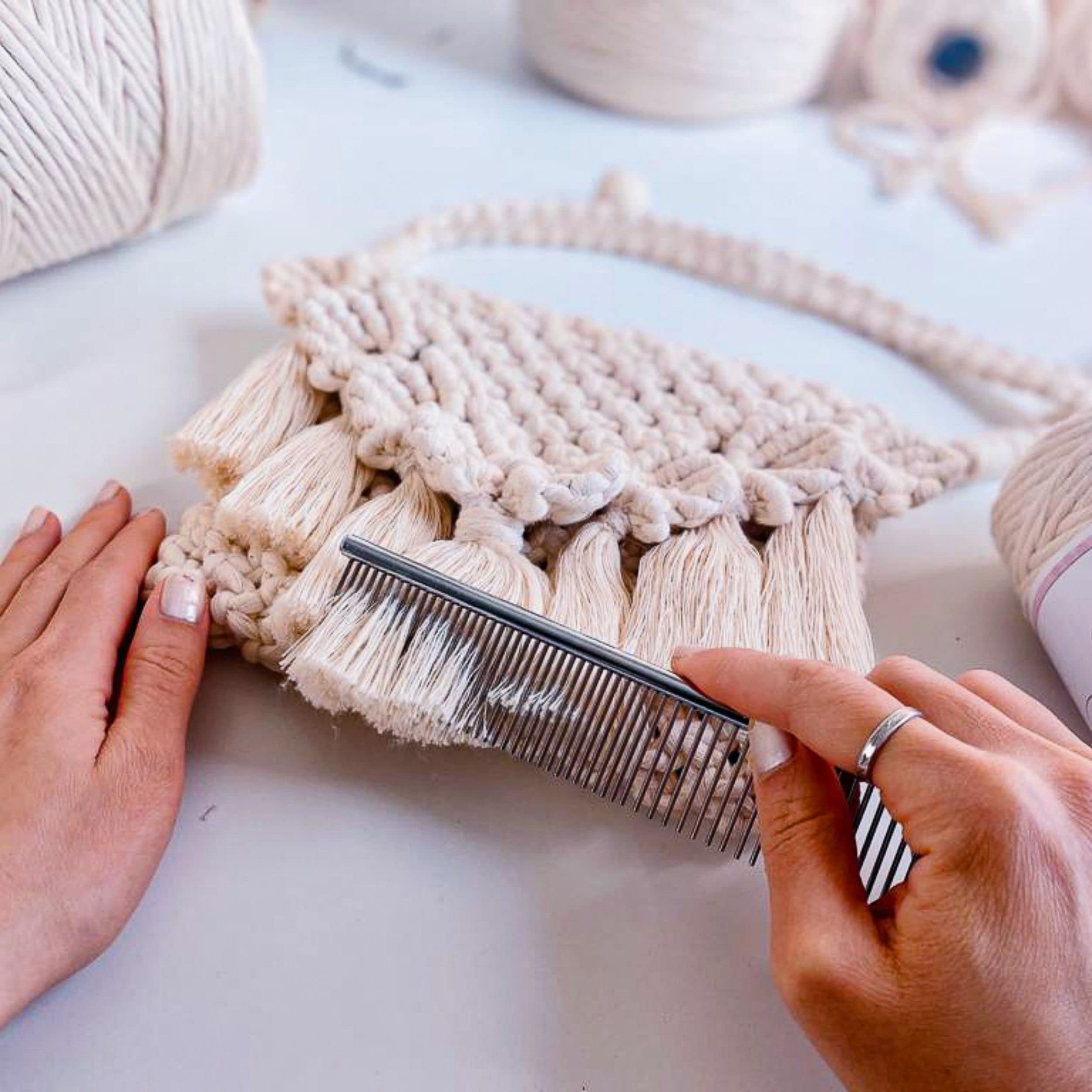 BOCHIKNOT Macrame Fringe Comb - Stainless Steel Craft Comb for Fiber Macrame & Knotting - DIY Macrame Tools for Cotton Cord Rope - Wall Hanging & Plant Hanger Supplies - Perfect for Home Decor and Boho Crafts