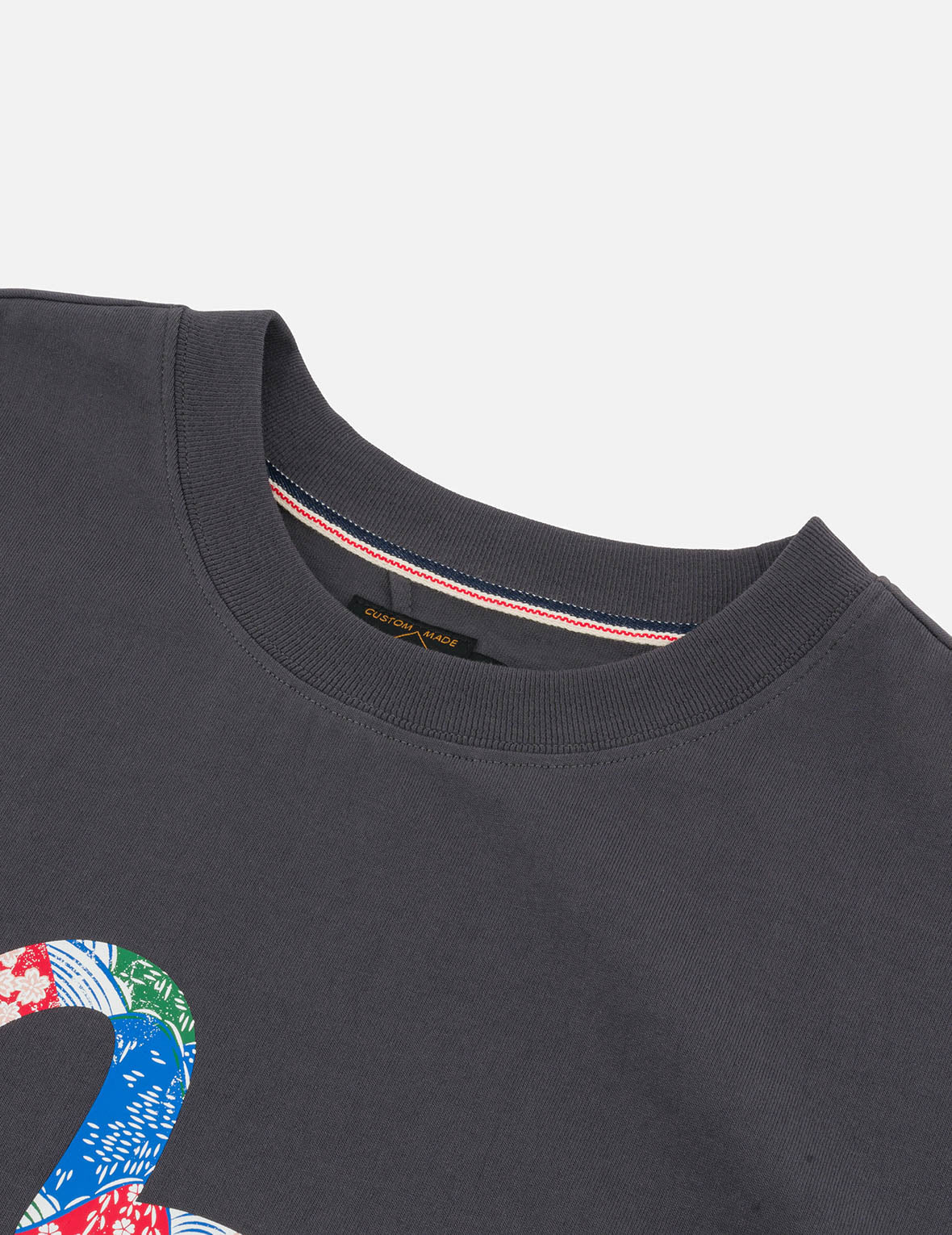 Stylish Seagull Print & Japanese Patch Logo Relaxed Fit T-Shirt - Casual Comfort for Everyday Wear, Street Fashion, and Travel Outfits