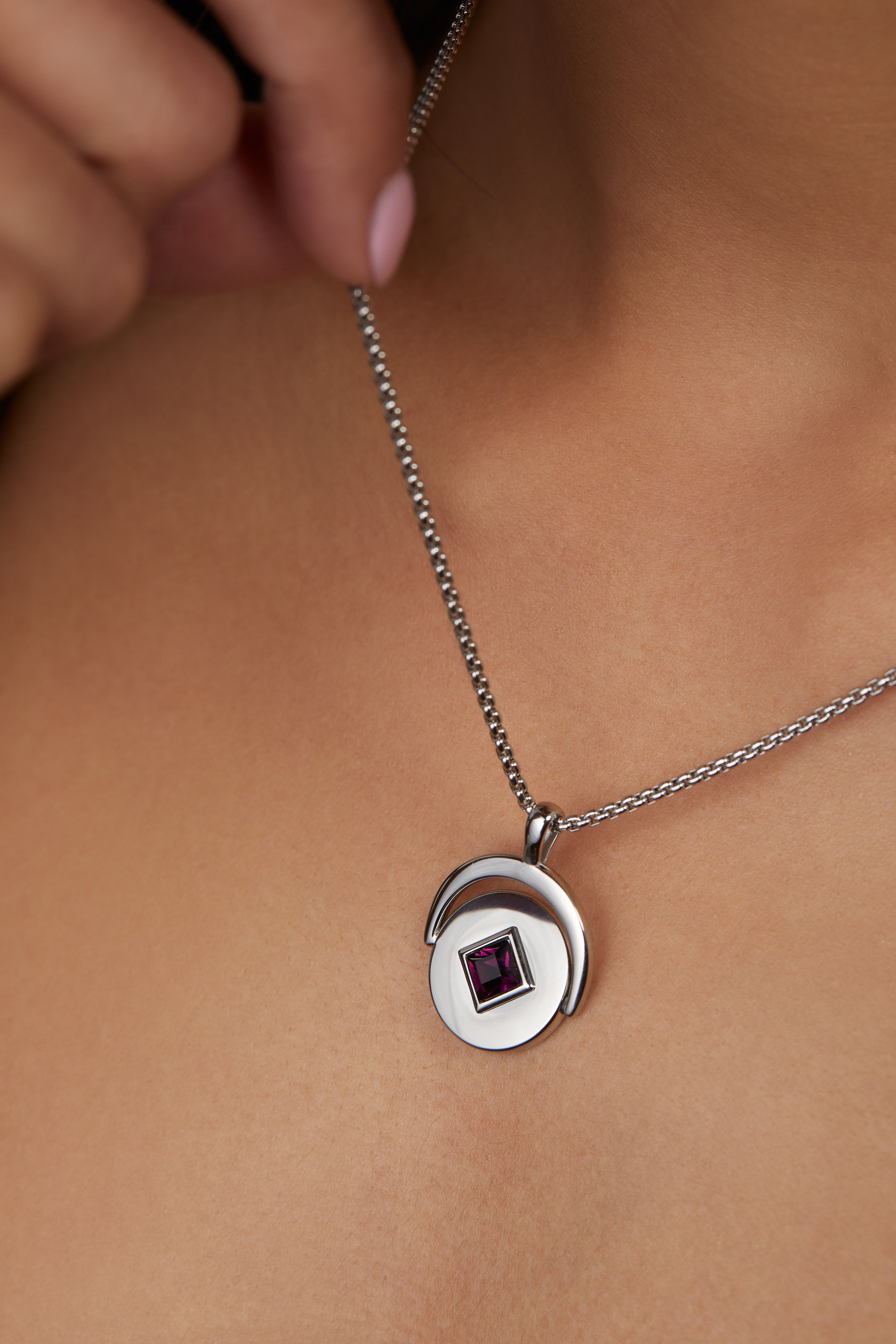 February Birthstone & Flower Flip Charm Necklace - Amethyst & Violet Jewelry for Women - Perfect Gift for Valentine's Day, Anniversary & Special Occasions
