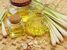 Pure Lemongrass Essential Oil for Hair Growth, Skin Moisturizing & Aromatherapy - 100% Natural, Therapeutic Grade, Steam Distilled - Perfect for Diffusers, Massage & DIY Beauty Products