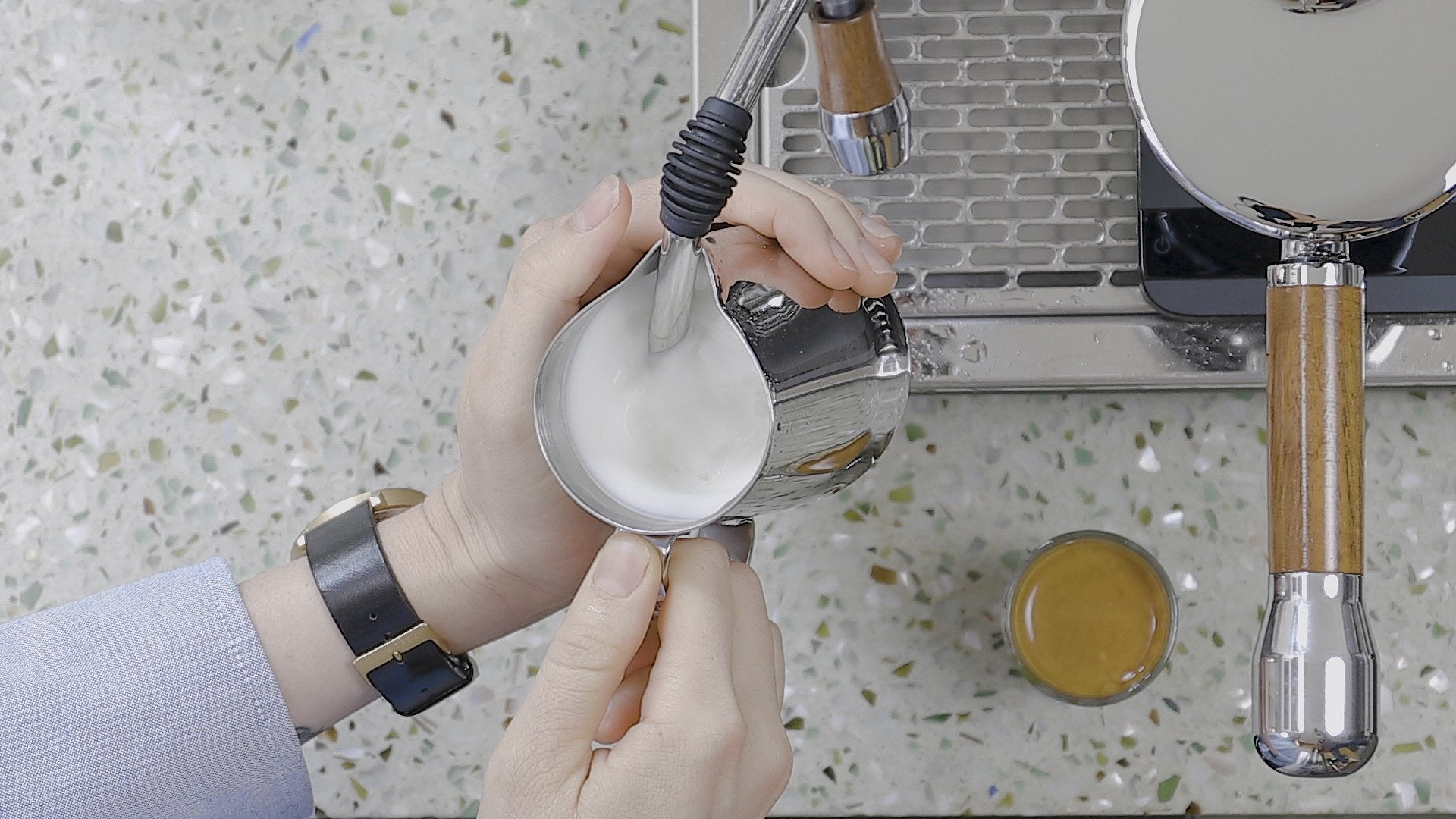 Professional One-on-One Coffee School Coaching - Learn Barista Skills & Brewing Techniques for Home or Cafe Use