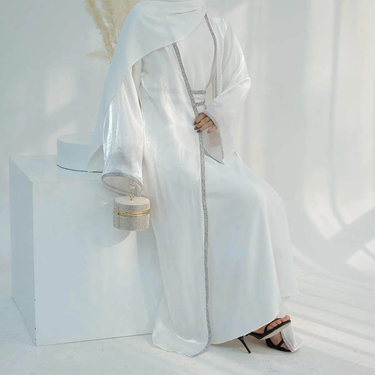 2-Piece Hotfix Rhinestone Sparkling Open Abaya Dress Set with Inner Dress - Perfect for Weddings, Parties & Special Occasions