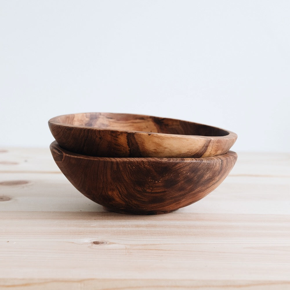Hand Carved Wild Olive Wood Bowl - Small Natural Wooden Serving Bowl for Salad, Fruit, Nuts - Perfect for Home Decor, Kitchen Use & Gift Giving