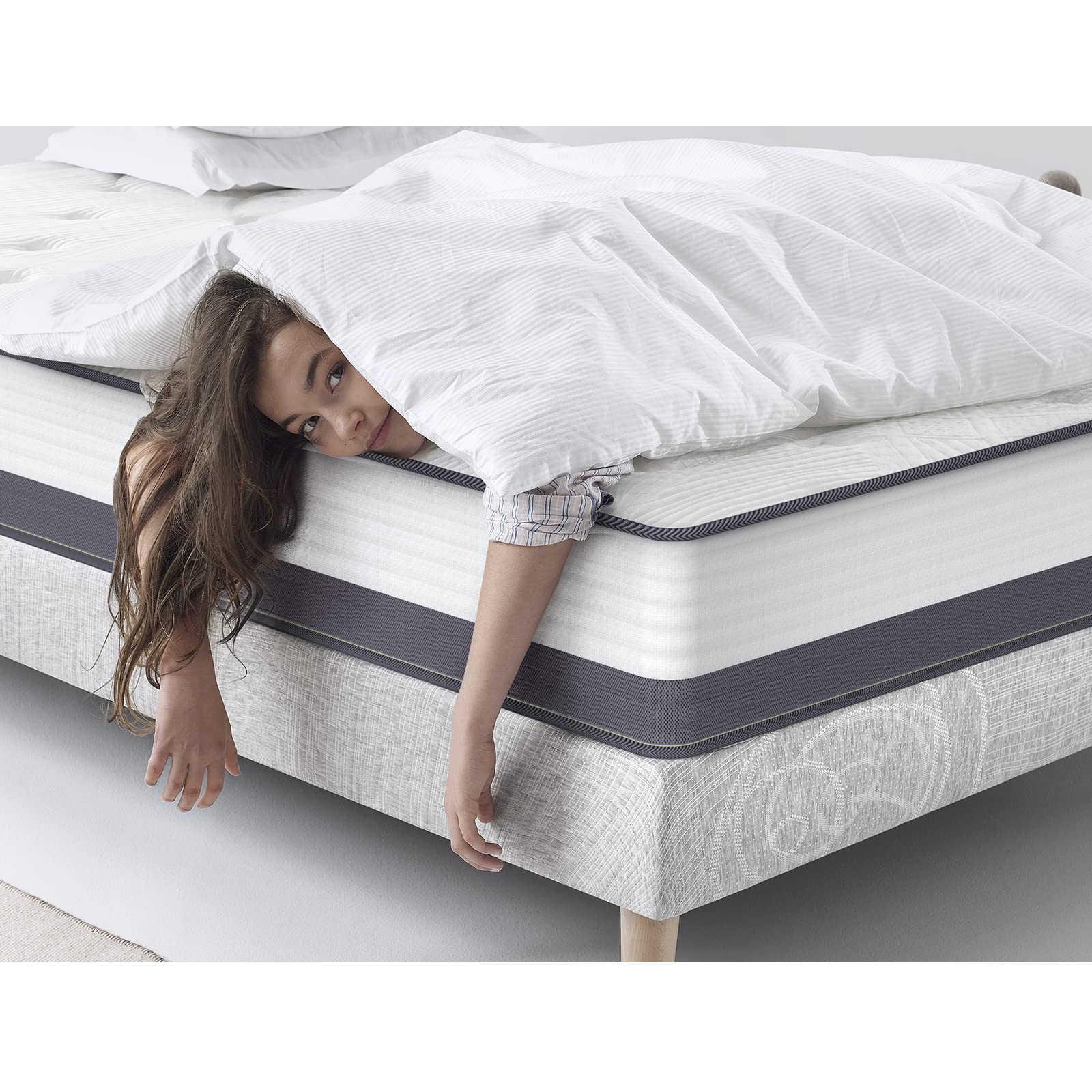 Coolvie 10 Inch Full Size Mattress - Pocketed Coils & Gel Memory Foam Hybrid Mattress for Motion Isolation & Breathability - Medium Firm Support for Back, Stomach & Side Sleepers - Perfect for Guest Rooms, Dorms & Apartments