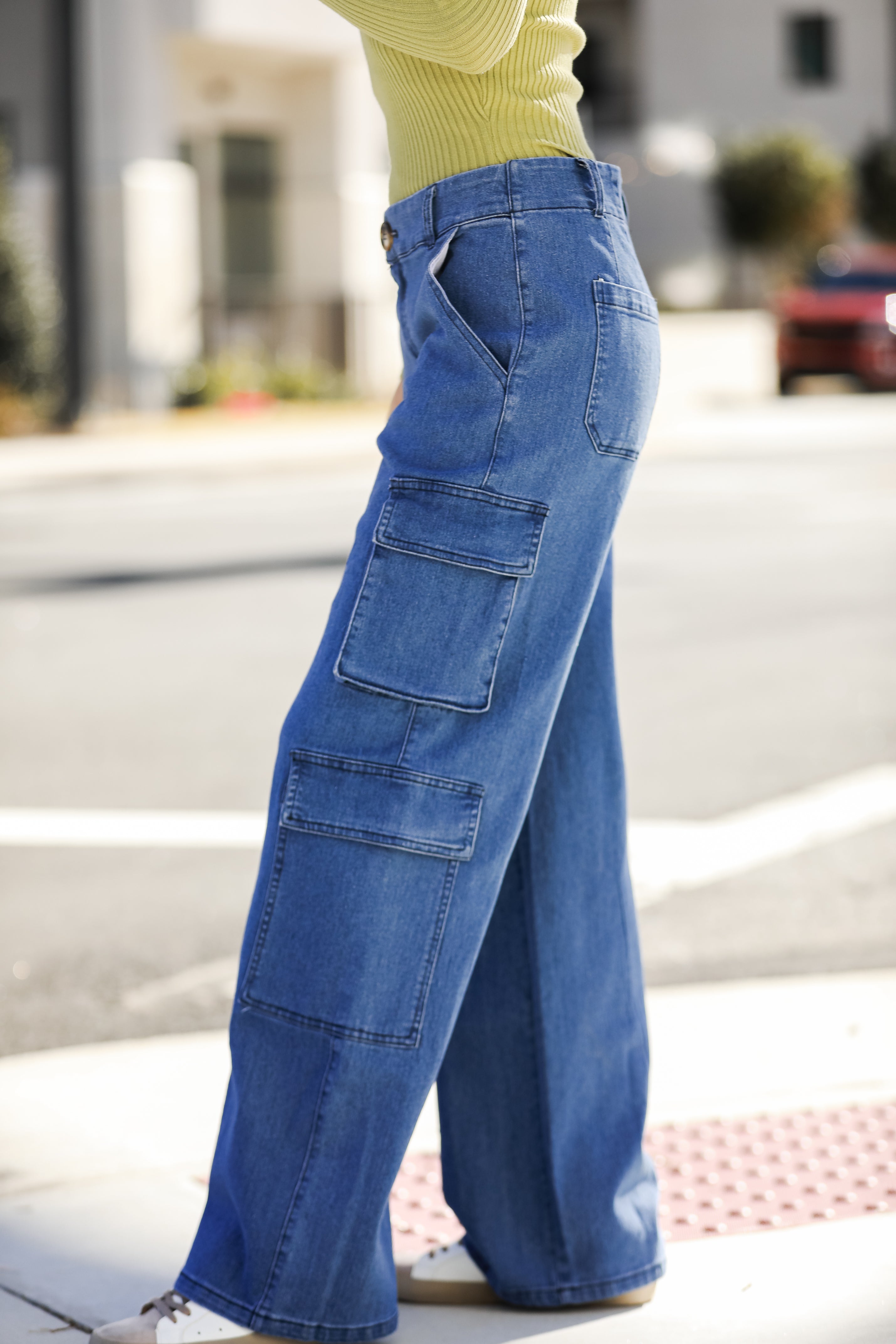 Cool Influence Medium Wash Cargo Jeans for Men - Stylish & Comfortable Denim Pants with Multiple Pockets | Perfect for Casual Wear, Outdoor Adventures & Street Fashion