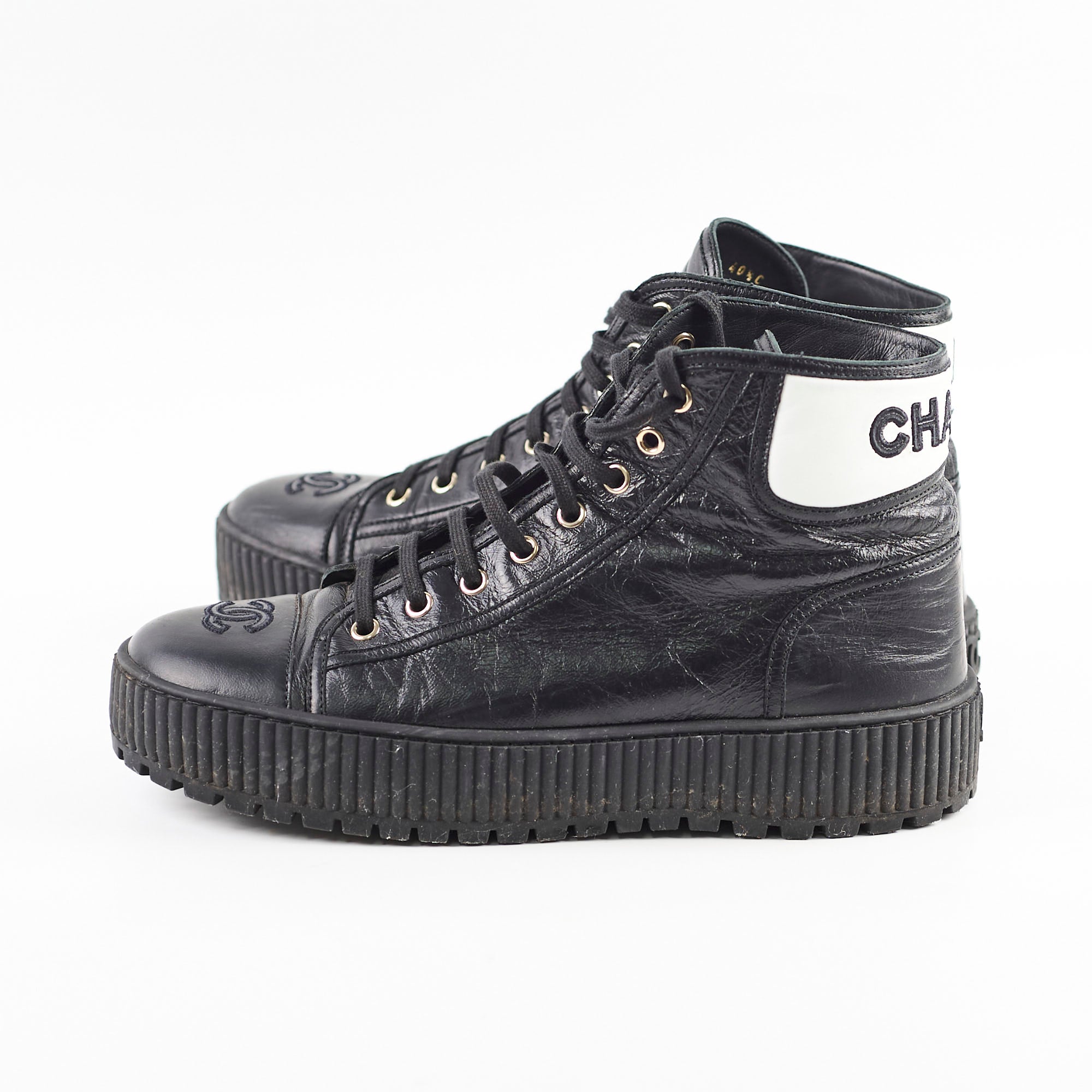 Chanel Black Calfskin Cap Toe Lace Up Boots Size 40.5C - Luxury Women's Ankle Boots for Office, Party & Evening Wear