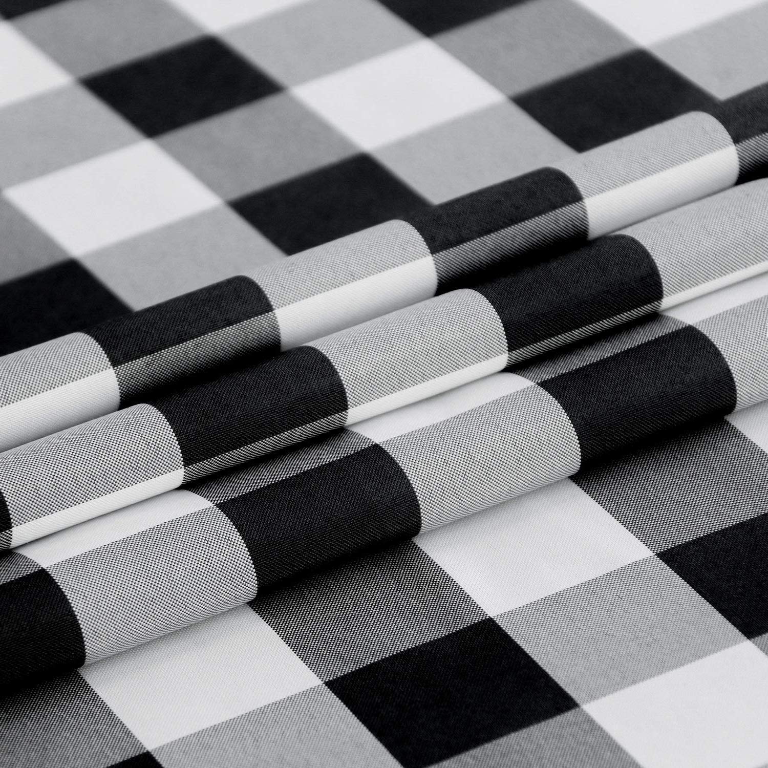 Tektrum 70 Inch Round Waterproof Tablecloth - 100% Polyester Checkered Design, Spill Proof, Stain Resistant & Wrinkle Free - Perfect for Camping, Picnics, Restaurants, Dinner Parties and Outdoor Events (Black and White)