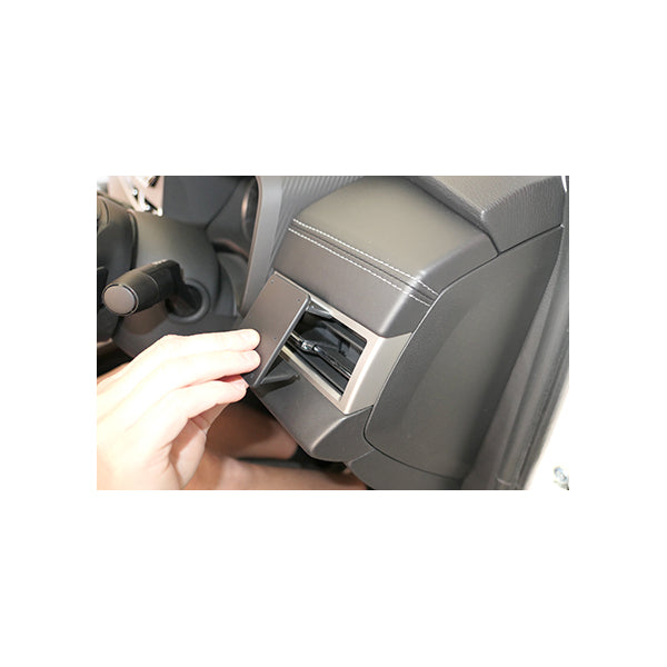 ClicOn No Holes Right Hand Dash Mount for Mitsubishi Outlander 2022-2025 | Secure Phone Holder for GPS Navigation & Hands-Free Driving