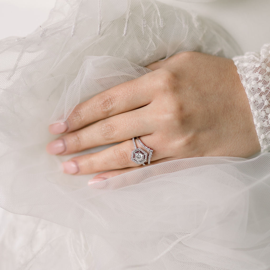 Diamond Crown Hugging Ring - Elegant & Unique Jewelry for Women | Perfect for Weddings, Anniversaries & Special Occasions