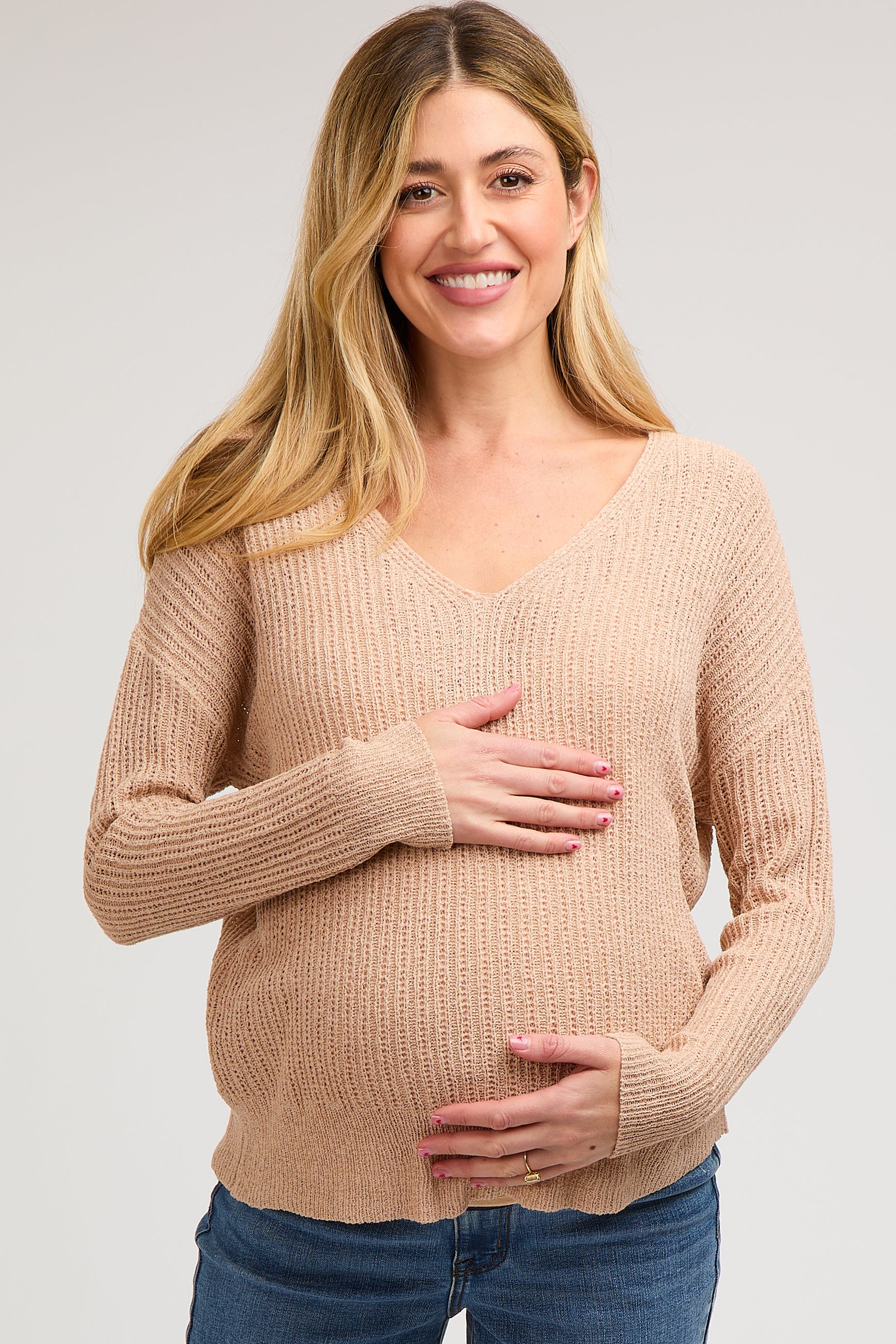Beige Knit V-Neck Maternity Long Sleeve Top for Pregnancy Comfort - Soft Stretchy Nursing Shirt for Expecting Moms (Perfect for Work, Casual Wear & Maternity Photos)