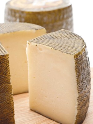 Authentic Spanish Manchego DOP Cheese - 6 Months Aged, 3.5 Lbs Half Wheel - Premium Sheep Milk Cheese from Spain - Perfect for Charcuterie Boards, Tapas & Gourmet Cooking