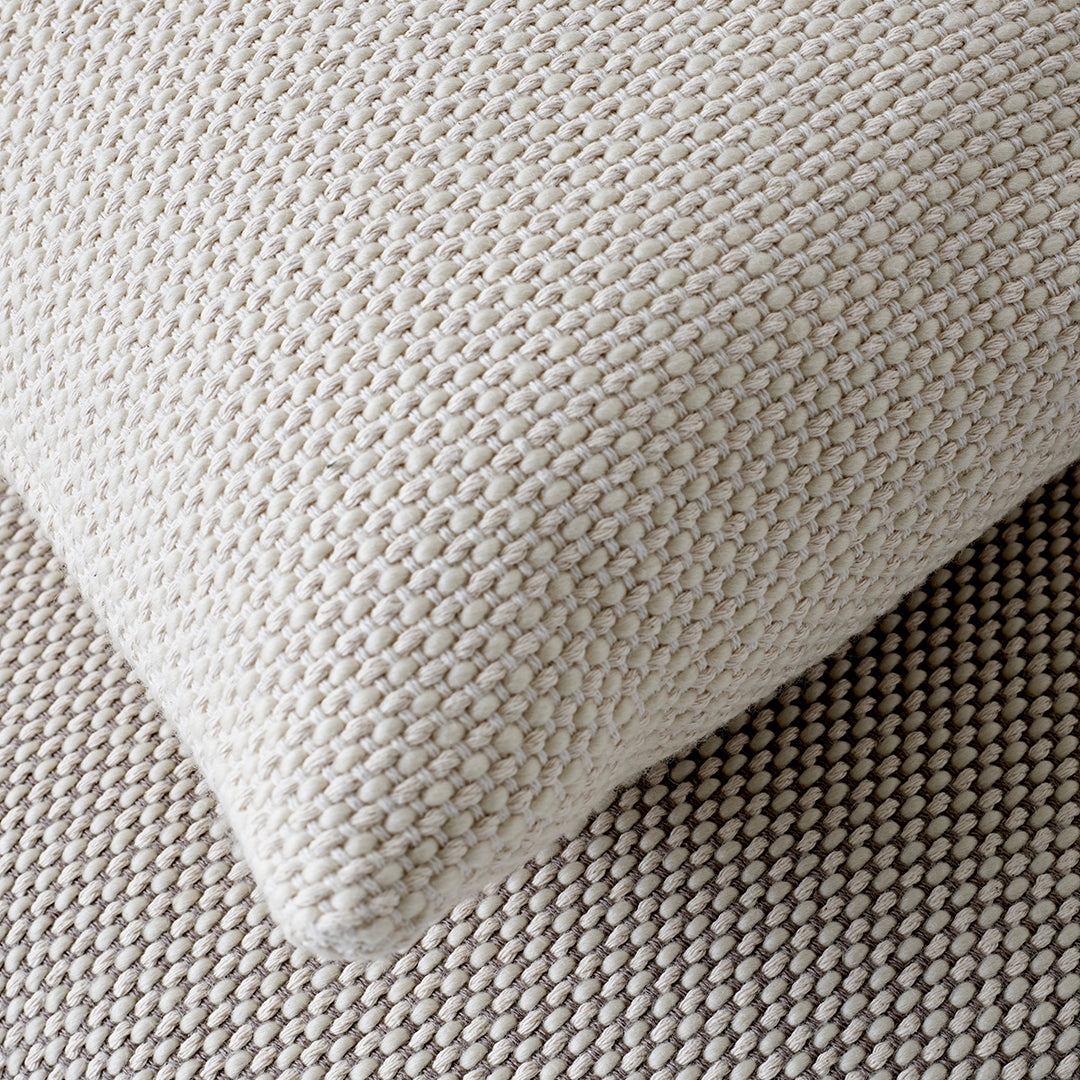 Stylish Woven Throw Pillows for Sofa & Bed - Cozy Home Decor Accent for Living Room, Bedroom, and Dorm