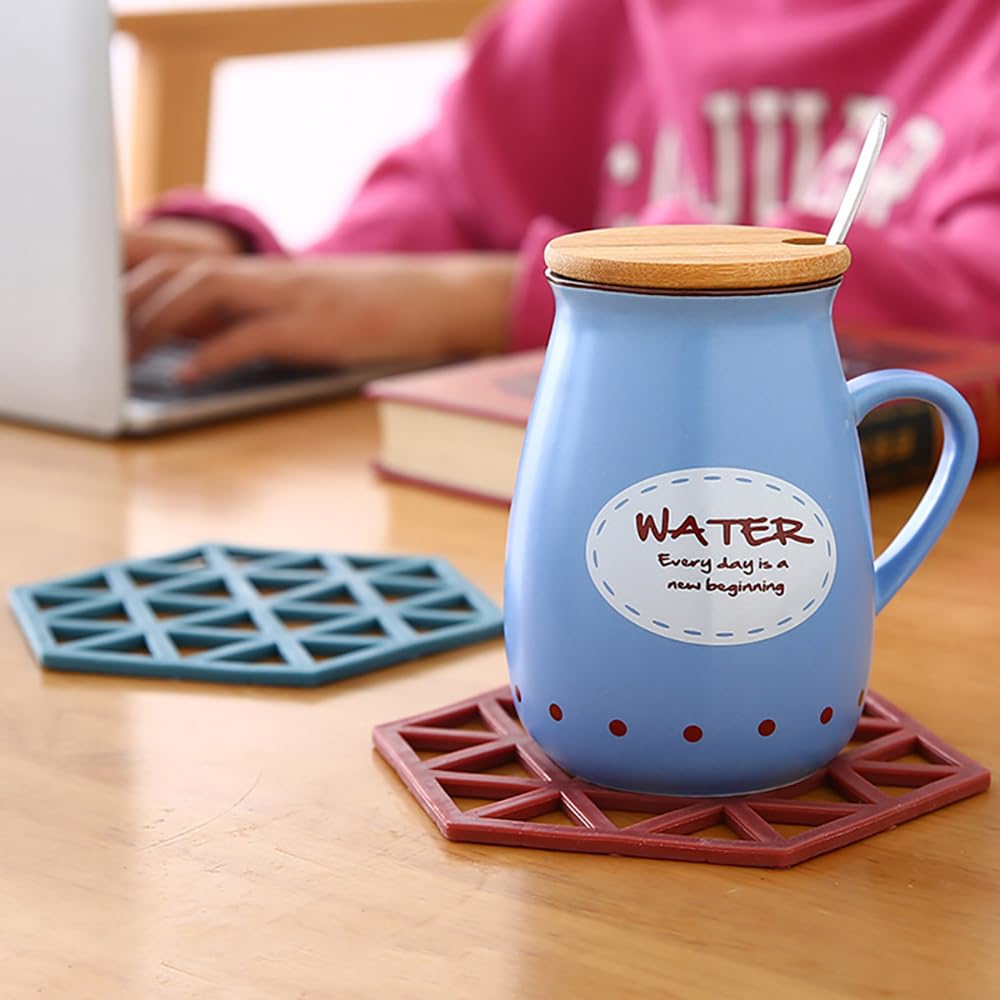 Premium Silicone Table Mats Set of 4 - Heat Resistant Non-Slip Dining Table Mats, Trivets & Coasters for Hot Pots & Bowls - Durable Kitchen Accessories for Dining, Serving & Home Decor