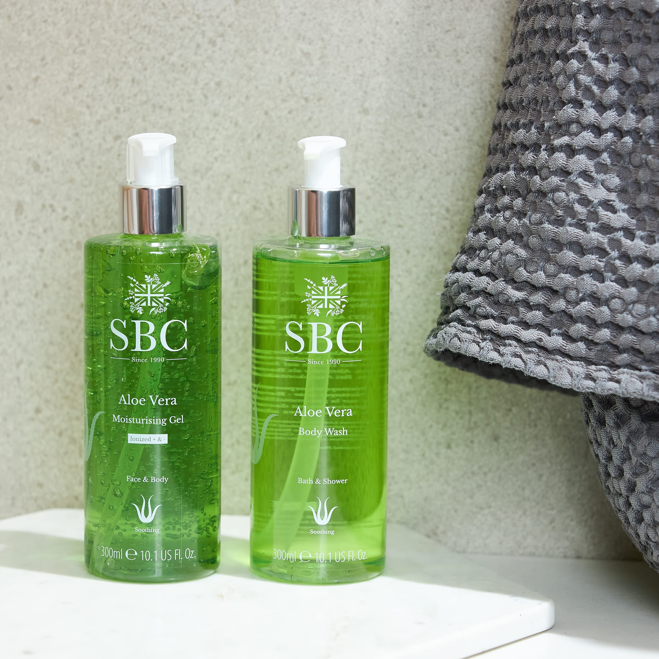 SBC Skincare Aloe Vera Body Wash 500ml - Soothing & Cooling After Sun Shower Gel for Hydration | Family-Friendly Moisturizing Shower Gel for Sunburn Relief & Daily Skincare