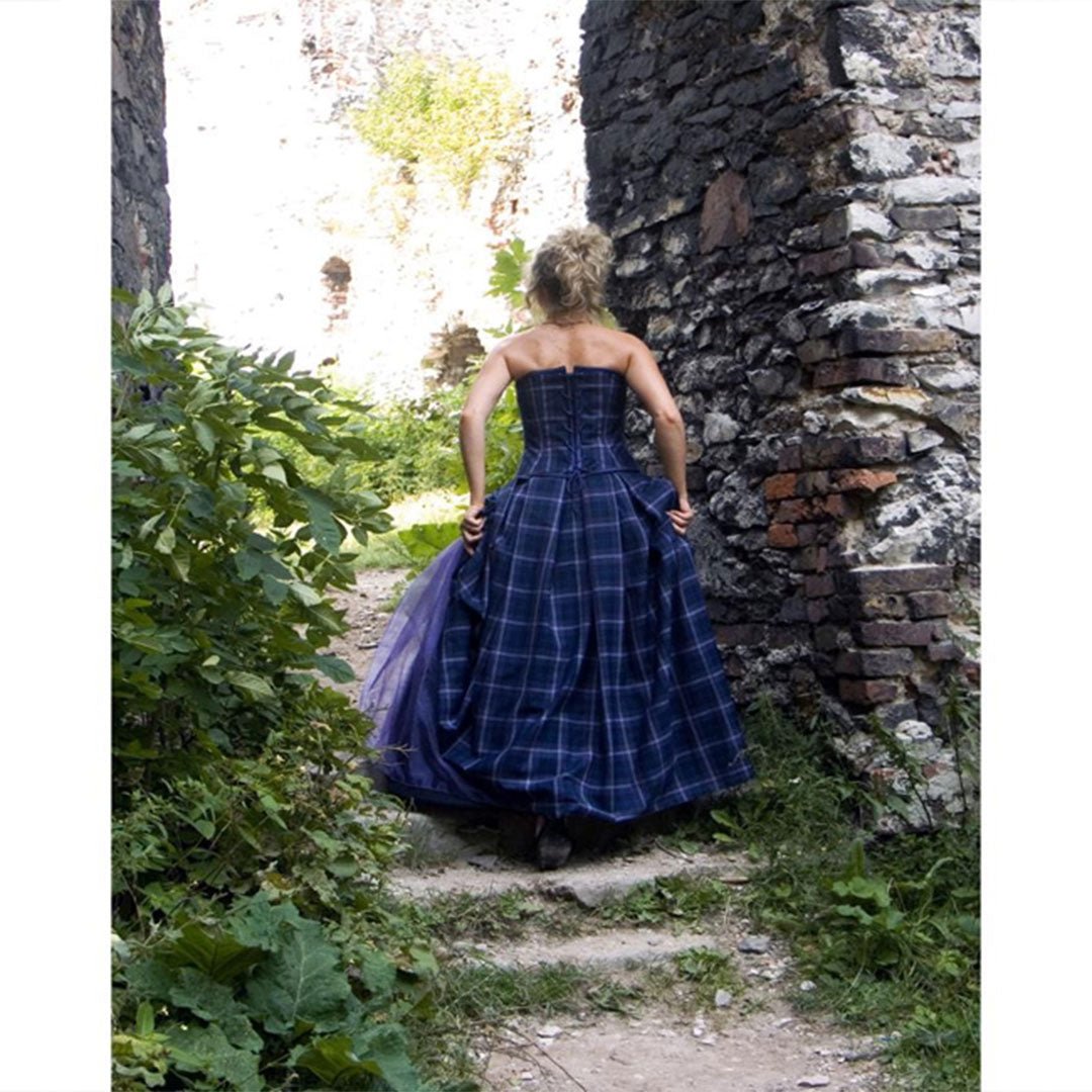 Elegant Isla Gown - Classic Tartan Wedding Dress for Brides | Perfect for Scottish-Themed Ceremonies & Formal Occasions