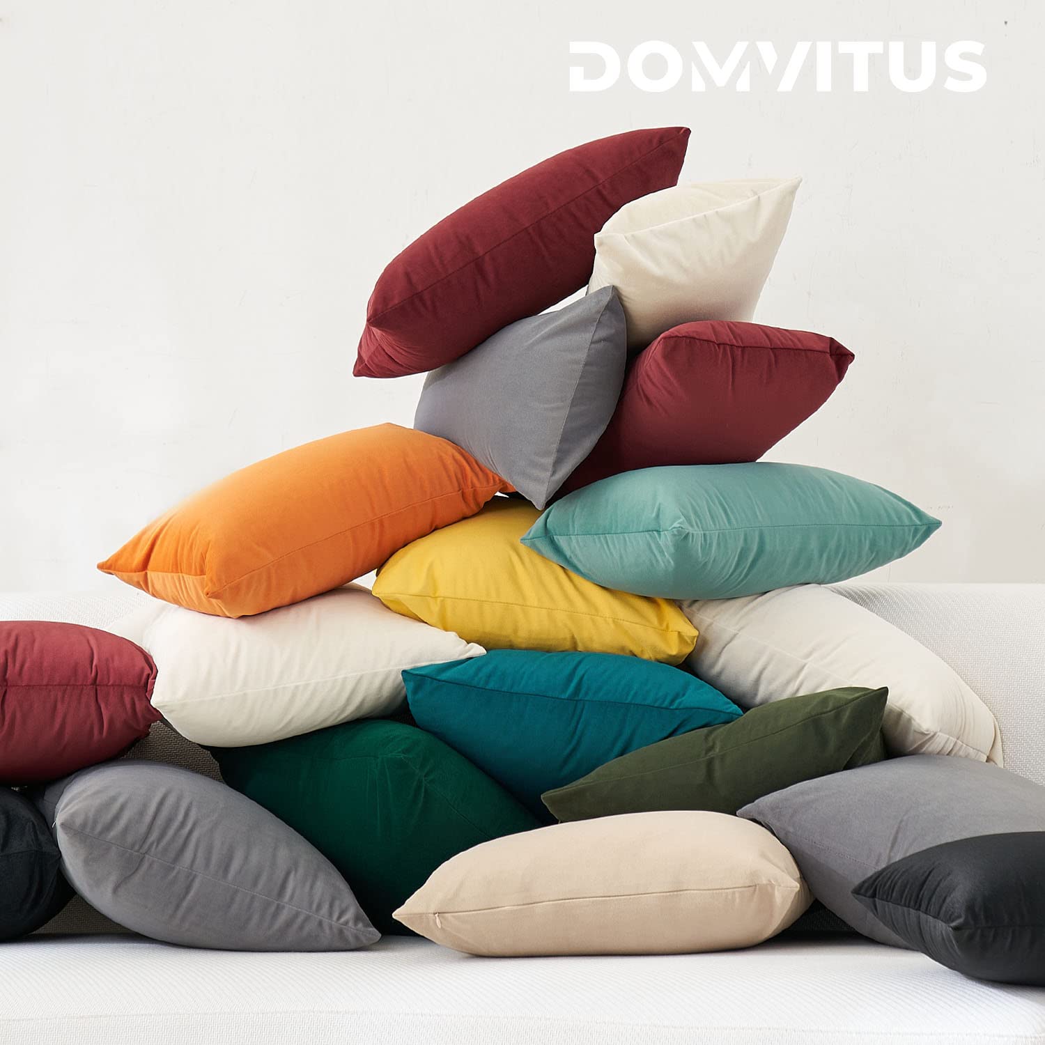 DOMVITUS 20x20 Inch Velvet Pillow Covers Set of 2 - Soft Square Decorative Throw Pillow Cases for Couch, Sofa & Bed - Luxury Accent Cushion Covers in Army Green - Perfect for Living Room, Bedroom & Home Decor
