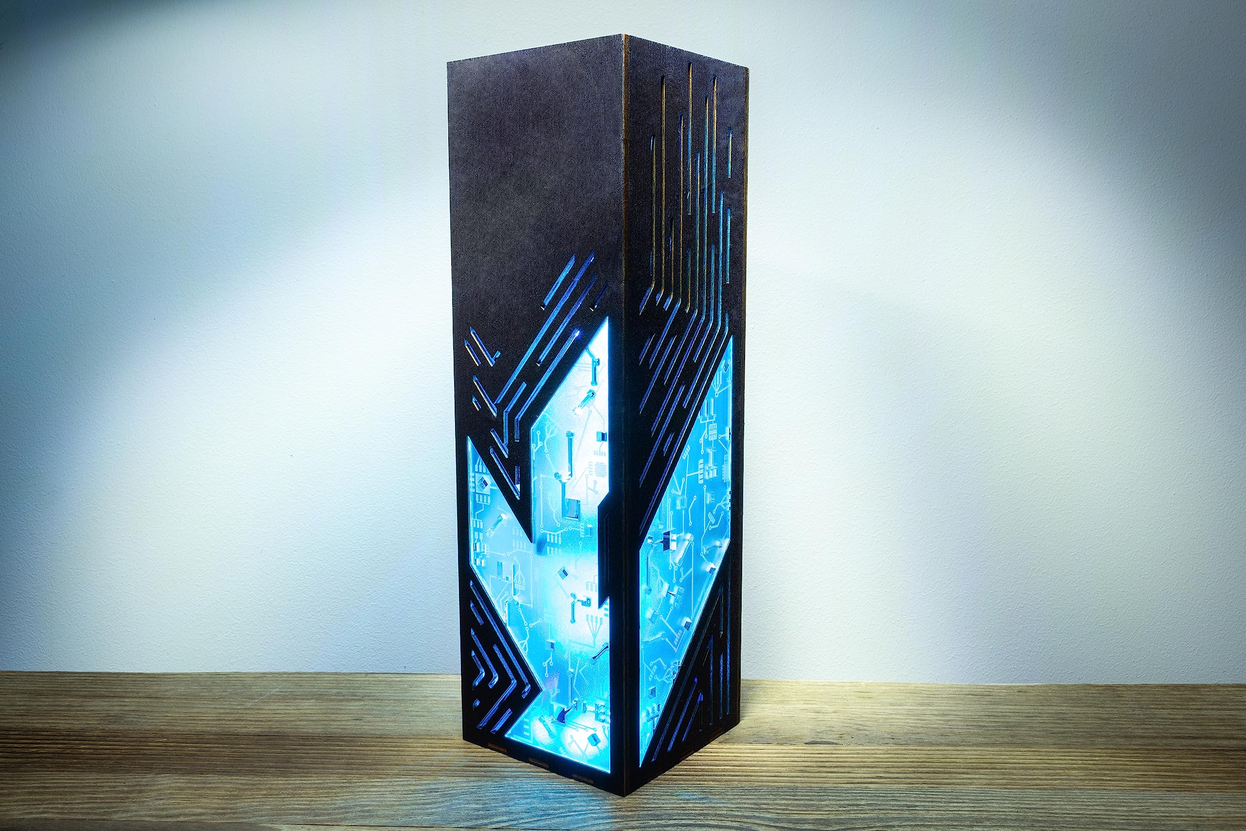 Futuristic LED RGB Desk Lamp - Sci-Fi Punk & Cyberpunk Style Handmade Night Light for Gaming, Office, and Bedroom Decor | Modern Contemporary Lighting with Inclined Lines