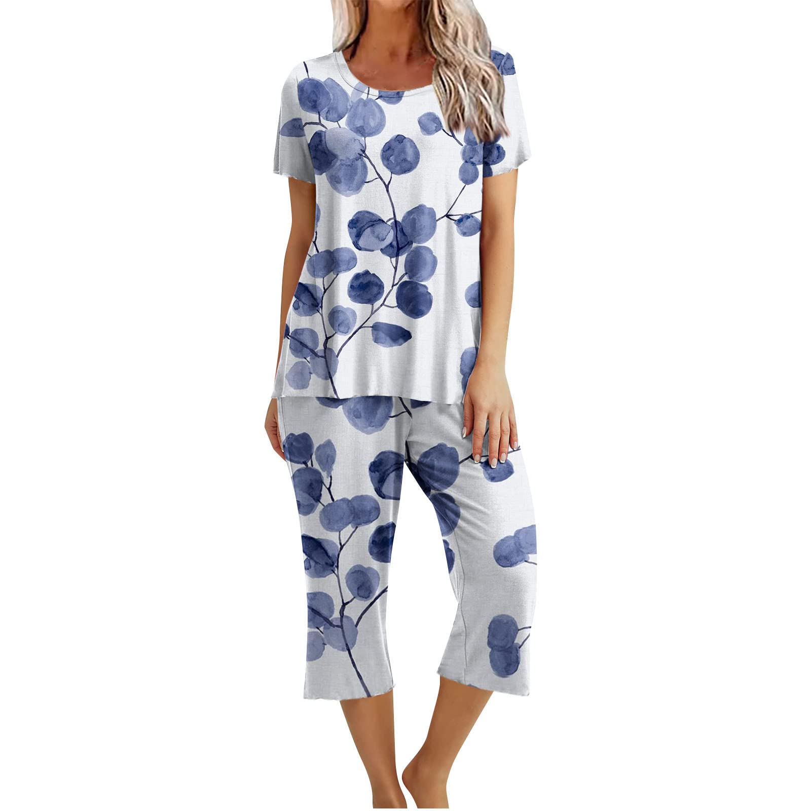 2 Piece Women's Lounge Pajama Set - Cute Floral Print Short Sleeve T-Shirt & Loose Capri Pants Comfy Homewear Outfit for Sleeping, Relaxing & Lounging at Home