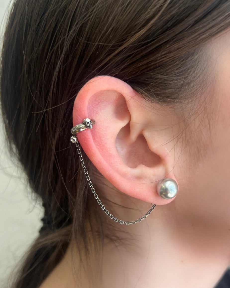Pearl N Skull Ear Cuff - Silver Gothic Punk Jewelry for Women - Perfect for Concerts, Parties & Alternative Fashion