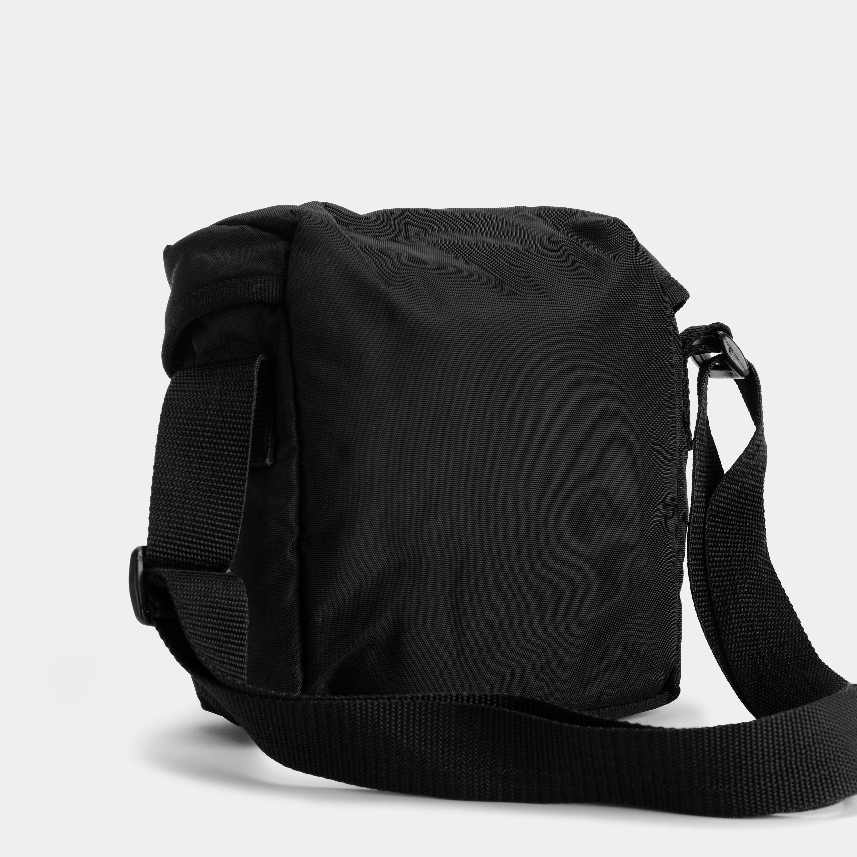 Case Logic CD Player Bag - Durable Protective Carrying Case for CD Players, Portable Music Devices - Perfect for Travel, Commuting & Storage