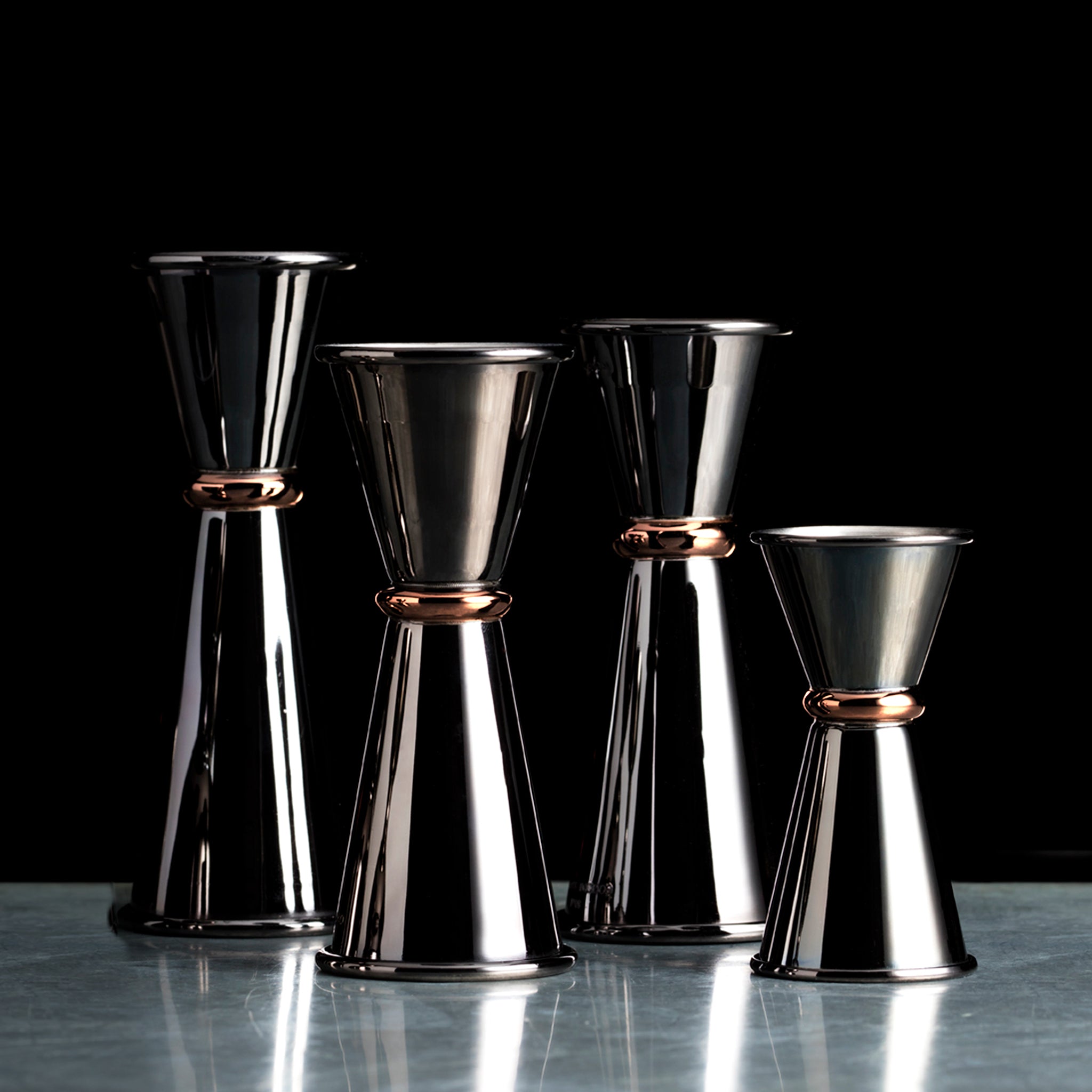 Premium Japanese Style Jigger - Gunmetal Black & Copper Plated Ring - 1oz & 1.5oz Double-Sided Measuring Cup - Perfect for Cocktails, Bartending, and Home Mixology