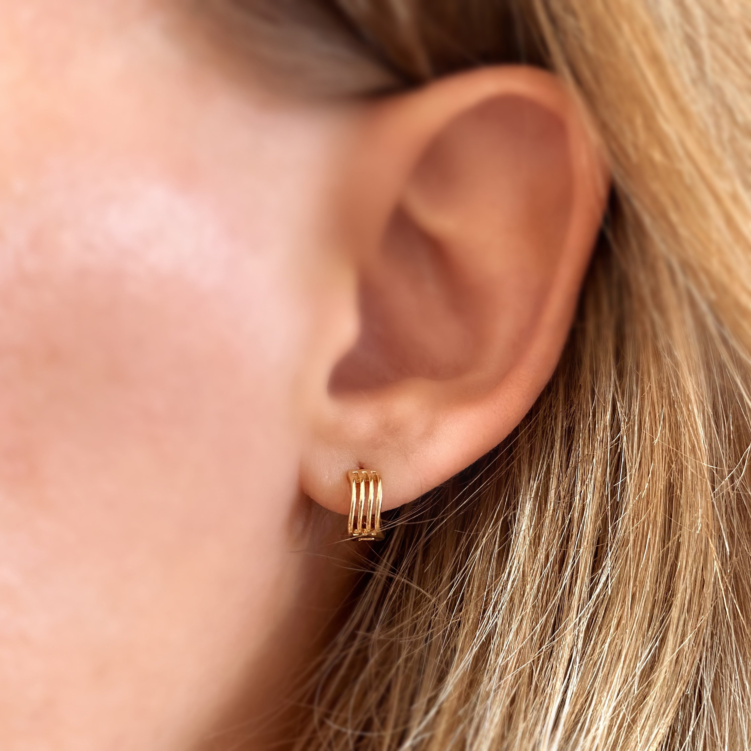 18K Gold Filled Tiny Waves Clicker Hoop Earrings for Women - Dainty Minimalist Boho Jewelry - Perfect for Everyday Wear, Date Nights & Beach Vacations