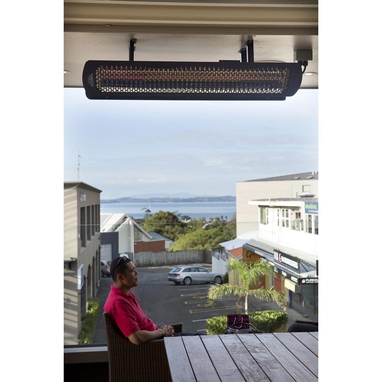 4000W Tungsten Electric Patio Heater 208V Black - Outdoor Infrared Heating for Restaurants, Gardens & Backyards