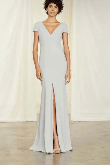 Amsale Viola Wedding Dress - Elegant A-Line Gown with Lace Appliques for Brides, Perfect for Church Ceremonies and Beach Weddings