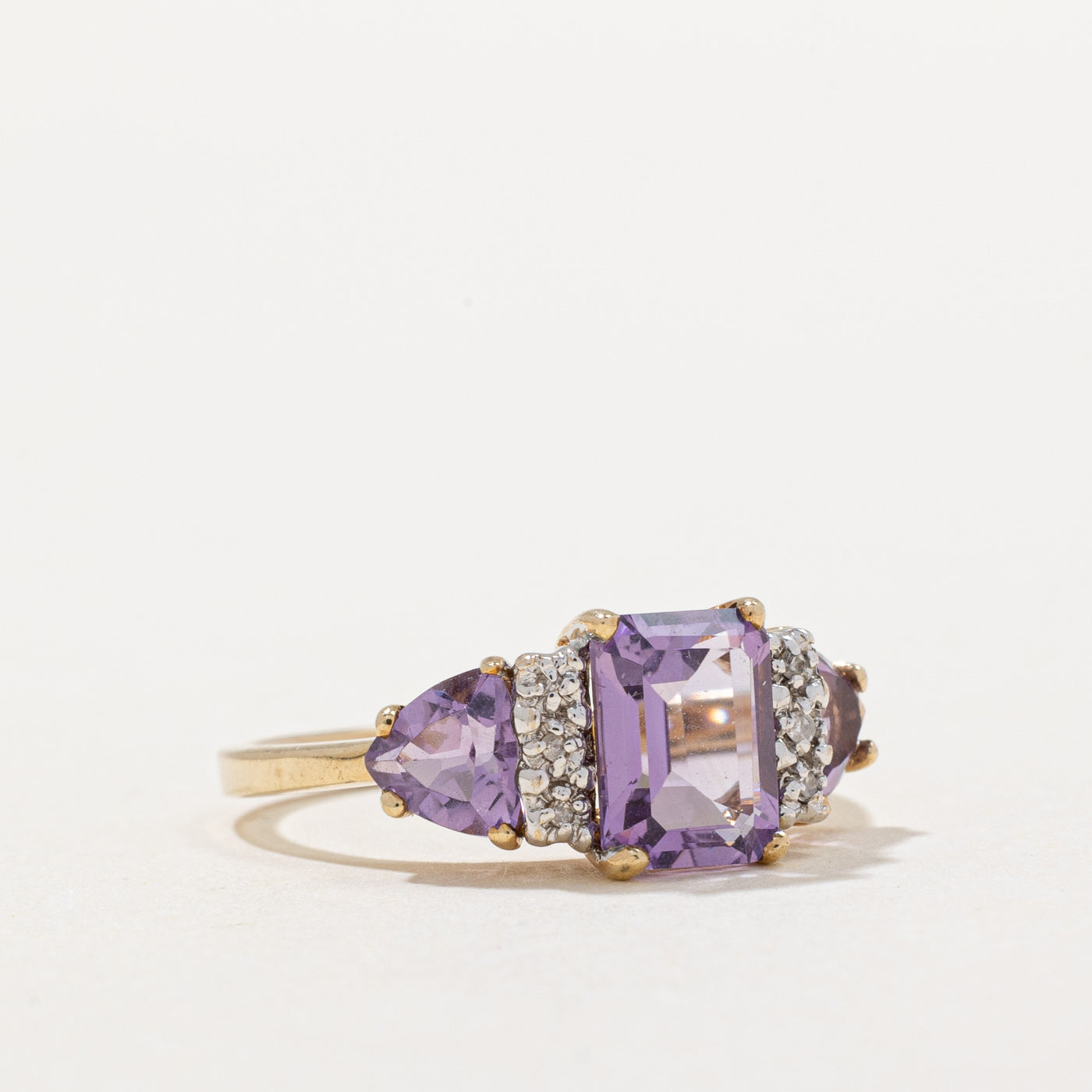 Exquisite 2.00ctw Amethyst & 0.02ctw Diamond Cocktail Ring - Size 6.75 | Elegant Purple Gemstone Jewelry for Women | Perfect for Evening Parties, Weddings & Special Occasions