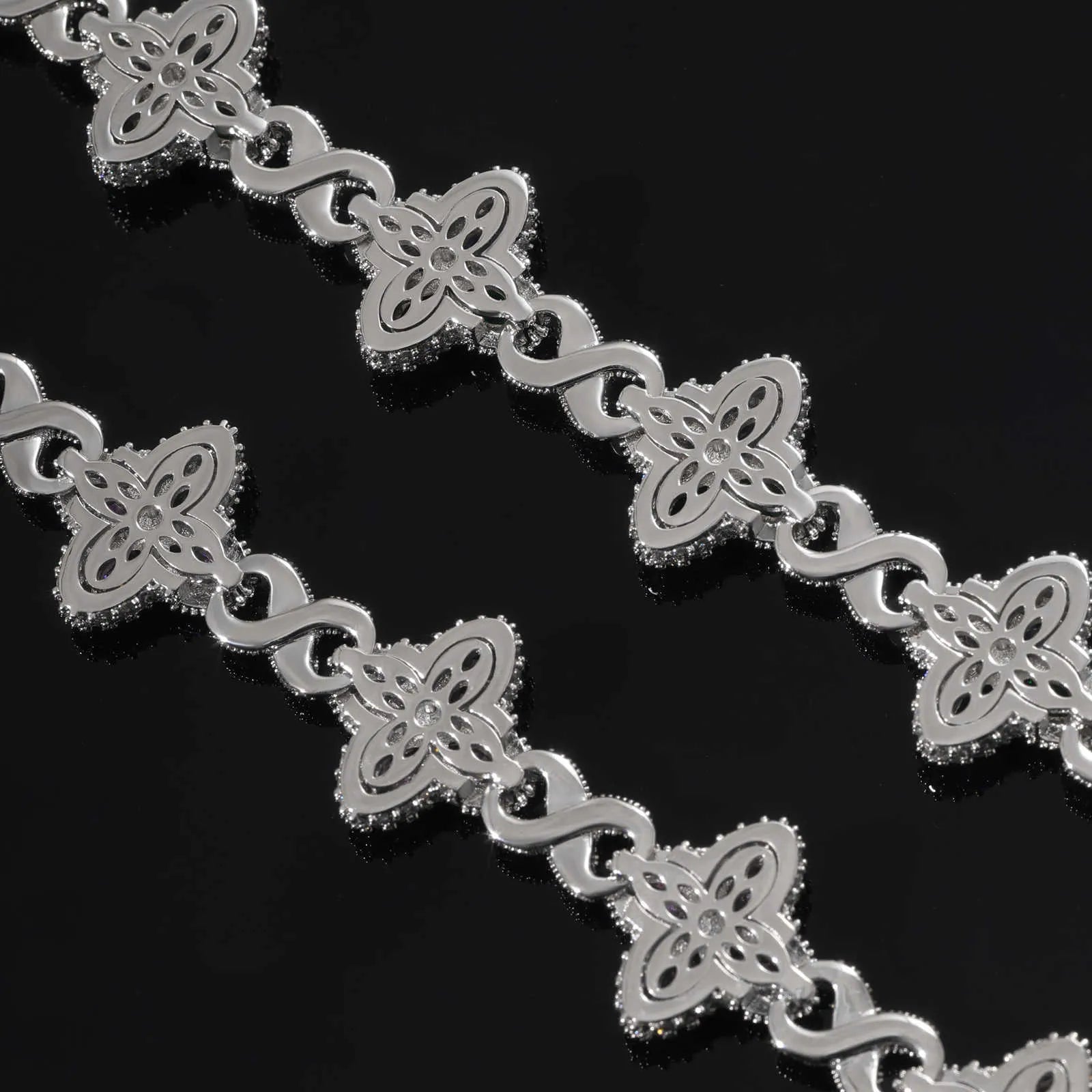 22 Flower VVS Moissanite Iced Out Cuban Link Chain Necklace for Women - Luxury Hip Hop Jewelry Gift for Birthday, Anniversary & Valentine's Day