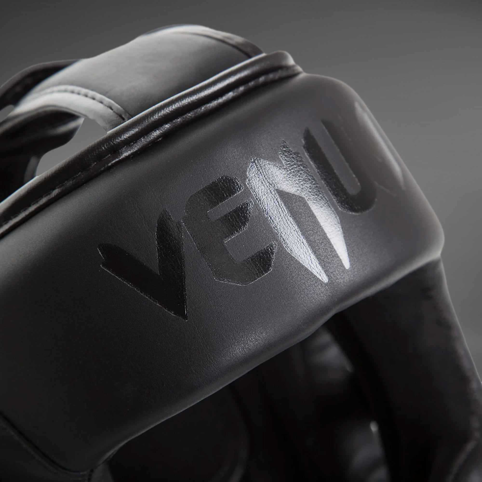 Venum Elite MMA Headgear - Black - Premium Protective Gear for Boxing, Muay Thai & Sparring Training