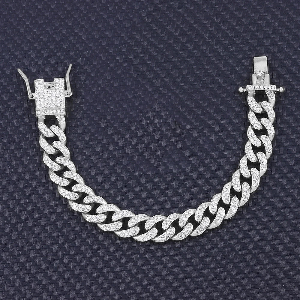 Elegant Luxury Bracelet for Women - Gold & Silver Fashion Jewelry - Perfect for Parties, Weddings & Everyday Wear