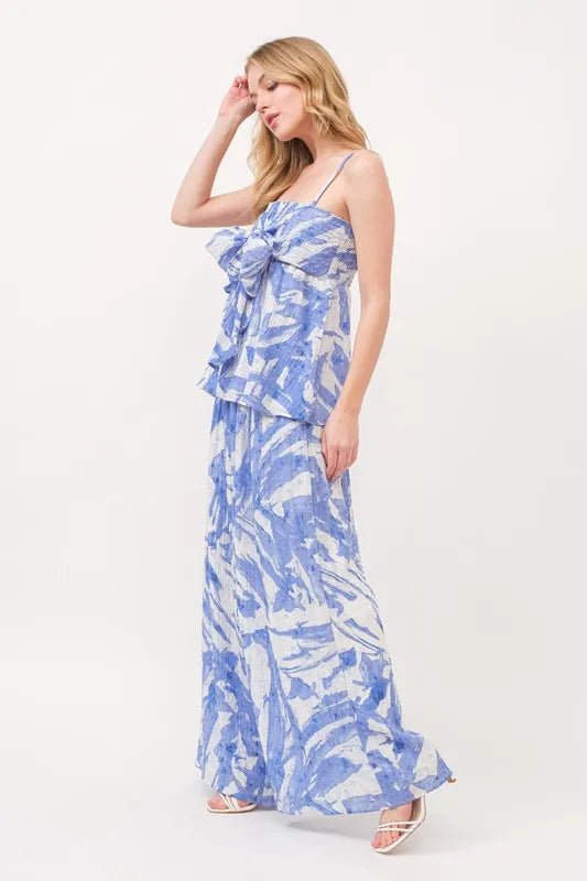 Abstract Print Smocked Tied Babydoll Top for Women - Flowy Summer Blouse for Casual Outings & Beach Vacations