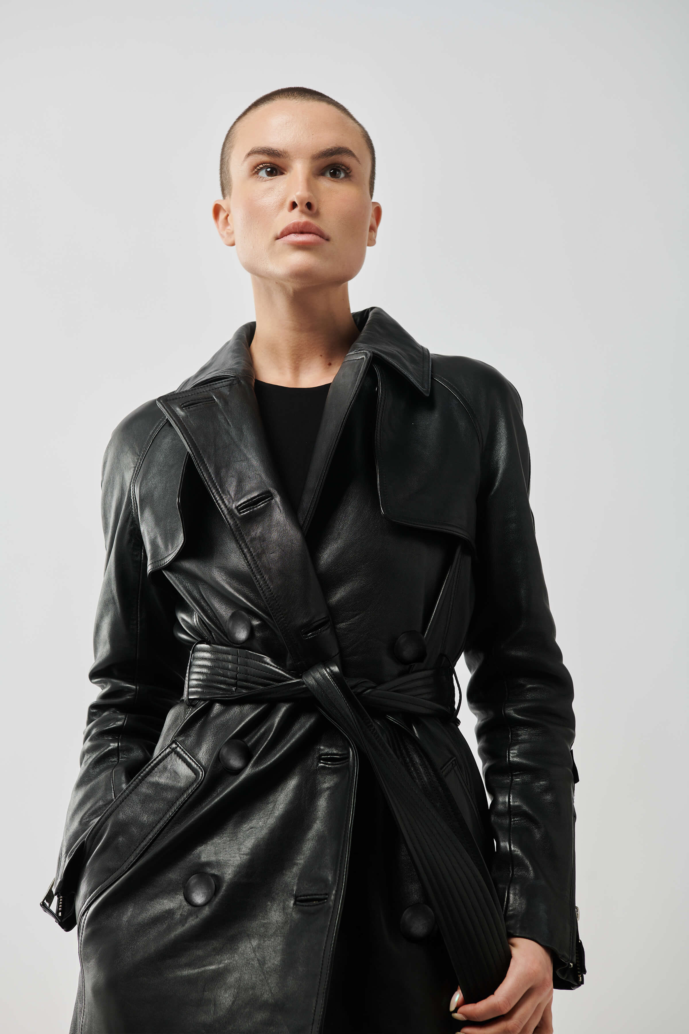 Boda Trench 2.0 - Premium Waterproof Trench Coat for Women | Stylish Raincoat with Belt & Hood | Perfect for Outdoor Activities, Commuting & Travel